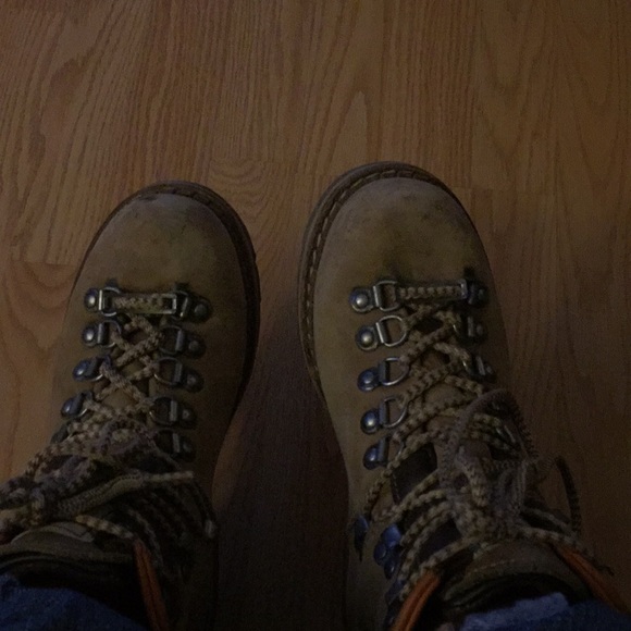 Meet your Posher, Susette - Picture 1 of 1